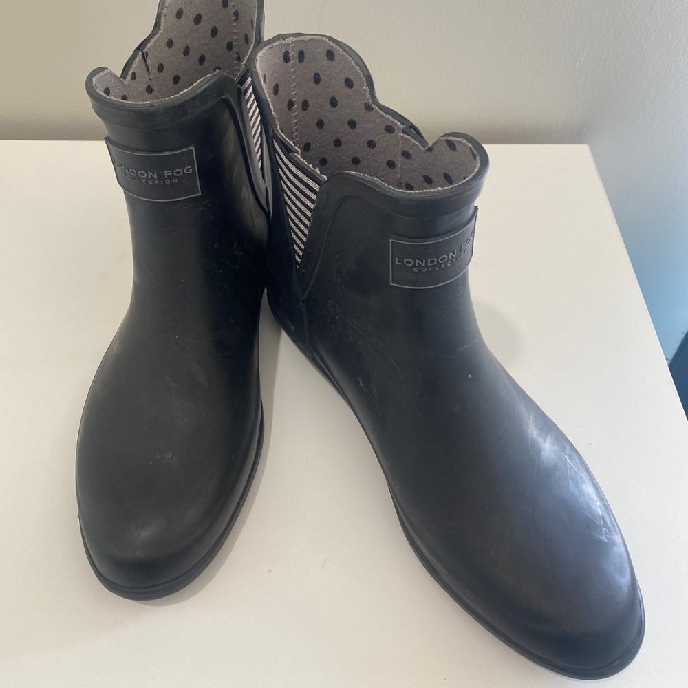 London Fog Rain Booties, size 9
